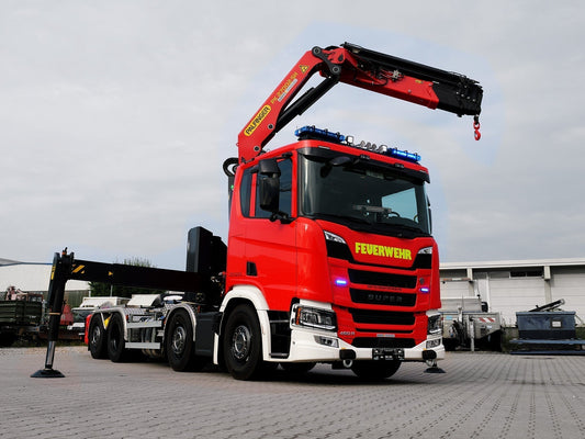WLF 32 - 4-Achser auf Basis SCANIA 460 R mit Ladekran und Abrollkipper