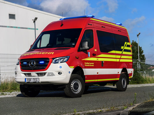 Mannschaftstransportwagen auf Basis Mercedes Benz Sprinter